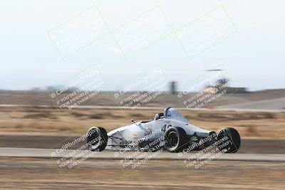 media/Nov-17-2024-CalClub SCCA (Sun) [[5252d9c58e]]/Group 5/Qual (Star Mazda Entrance)/